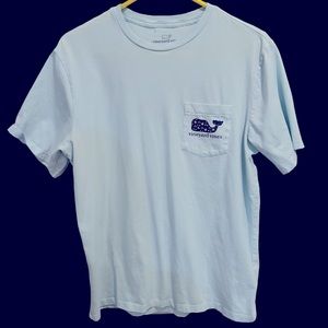 Vineyard Vines light pale blue tshirt,, good condition, size medium.100% cotton
